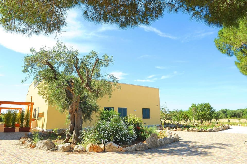 Agriturismo Mele Farm Stay in Apulia