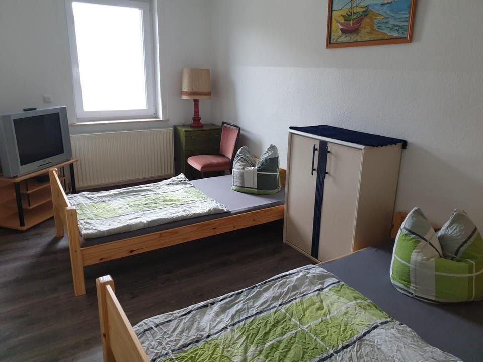TV and multimedia, Photo of the whole room