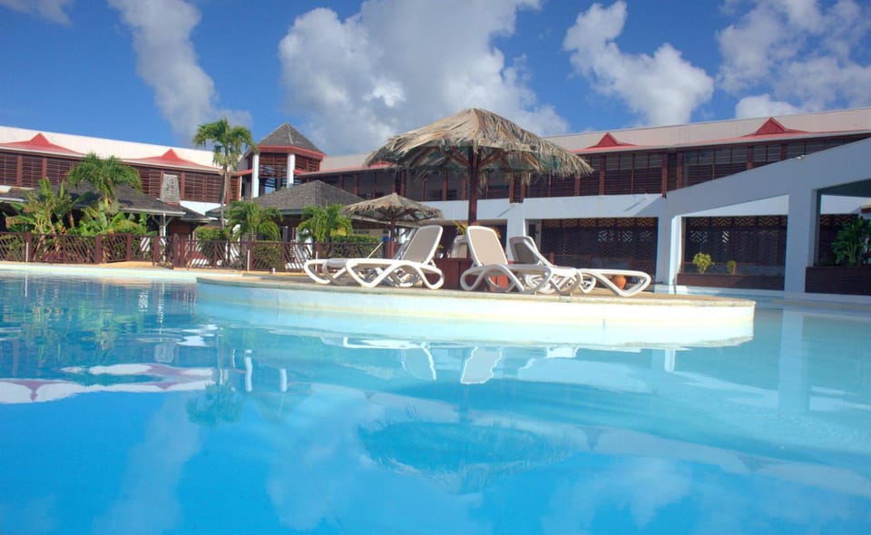 Property building, Pool view, Swimming pool