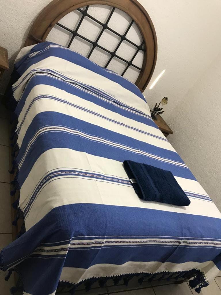 Departamento la crucecita, con aire acondicionado, excelente ubicación, en segunda planta Apartment in State of Oaxaca
