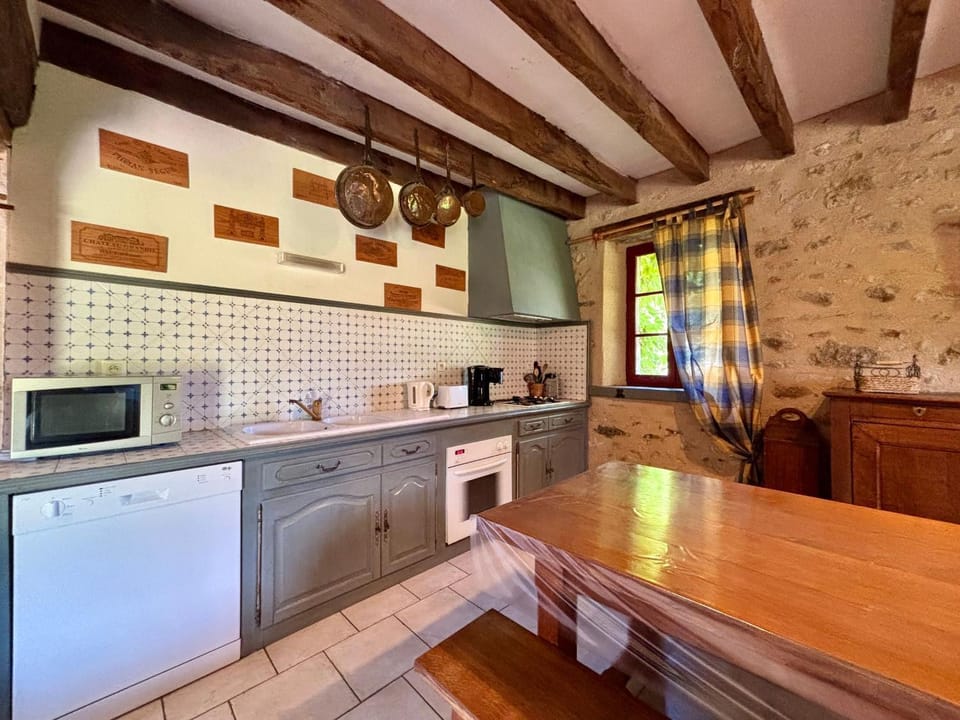 Charmante étable rénovée avec piscine et parking dans la Brenne - FR-1-591-136 House in Centre-Val de Loire