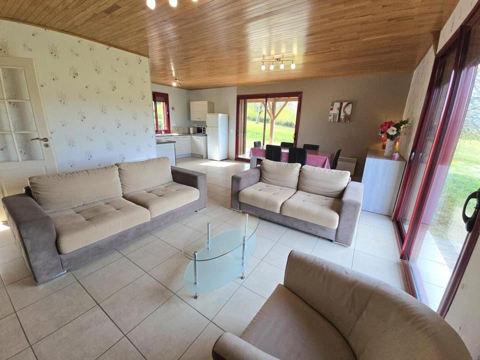 Maison avec Cheminée, Terrasse et Wifi proche de Domme - FR-1-616-43 House in Occitanie