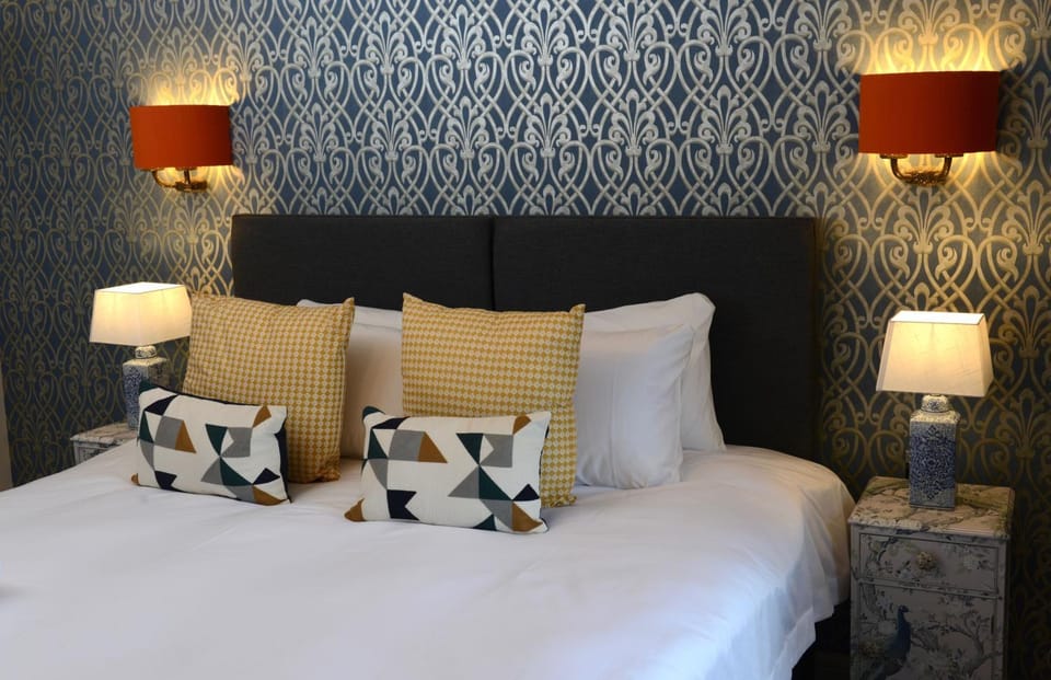 The Kings Head Inn Hotel in Horsham District