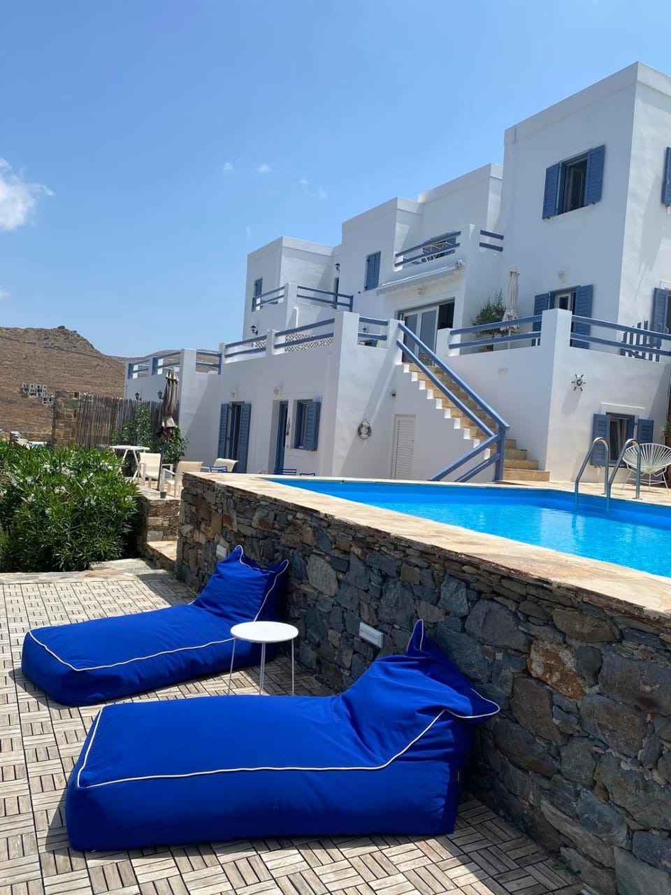 Property building, Swimming pool