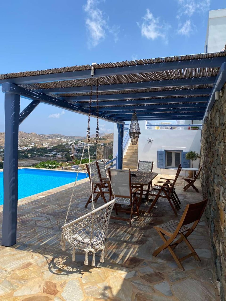 Property building, Balcony/Terrace, Swimming pool