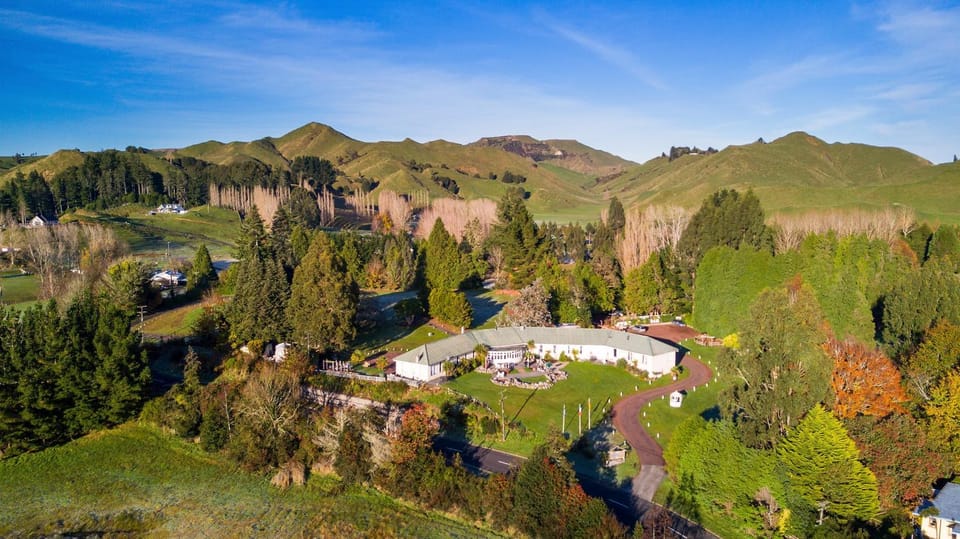 Snowy Waters - The Old Nurses Home Nature lodge in Manawatū-Whanganui, New Zealand