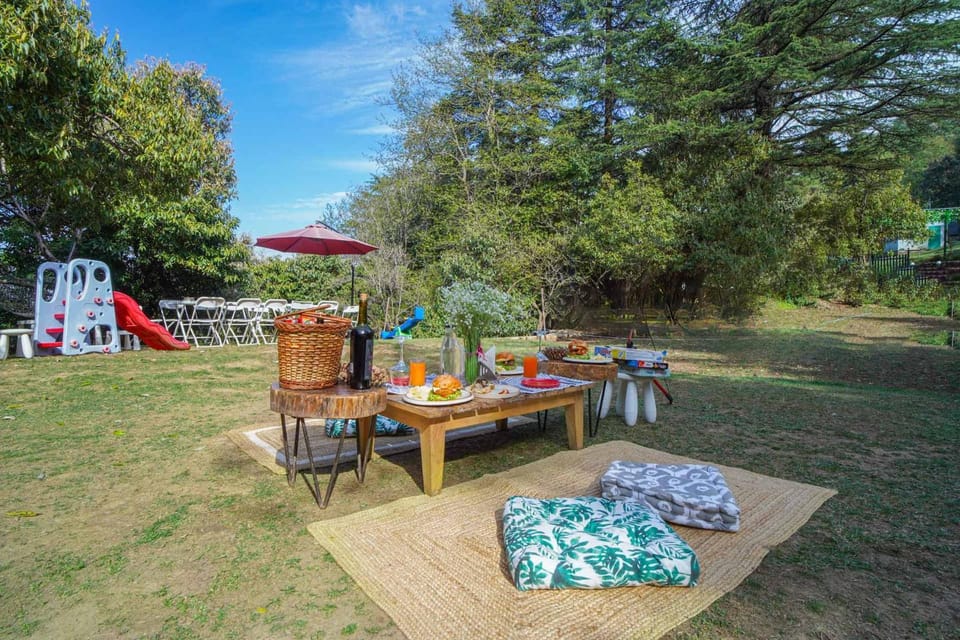 Children play ground, Garden, Food and drinks