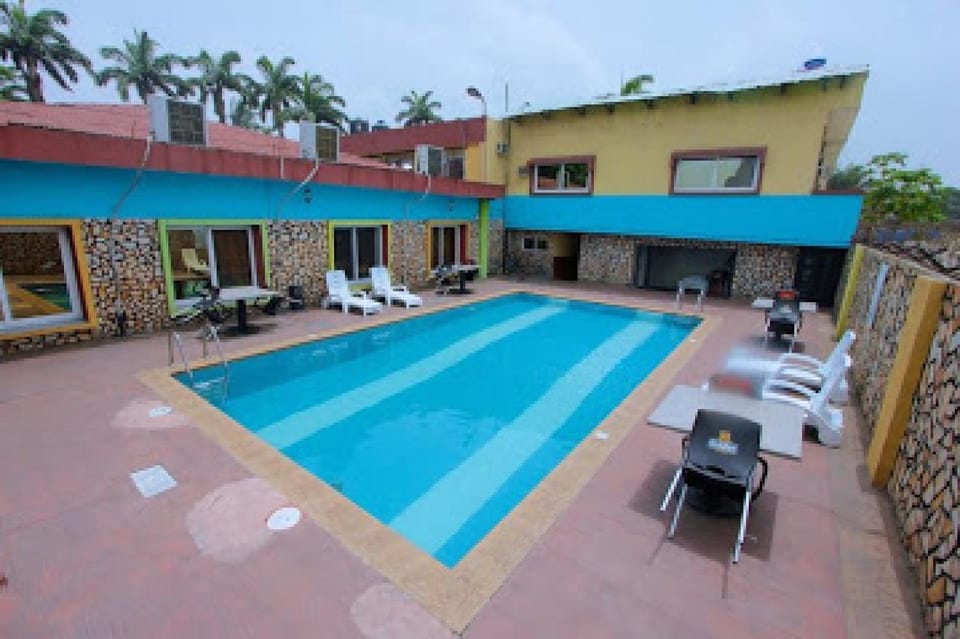 Pool view, Swimming pool