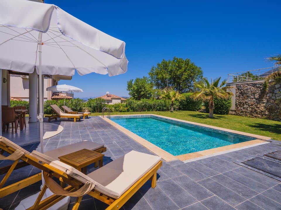 Patio, Garden view, Pool view, Swimming pool, Swimming pool, sunbed