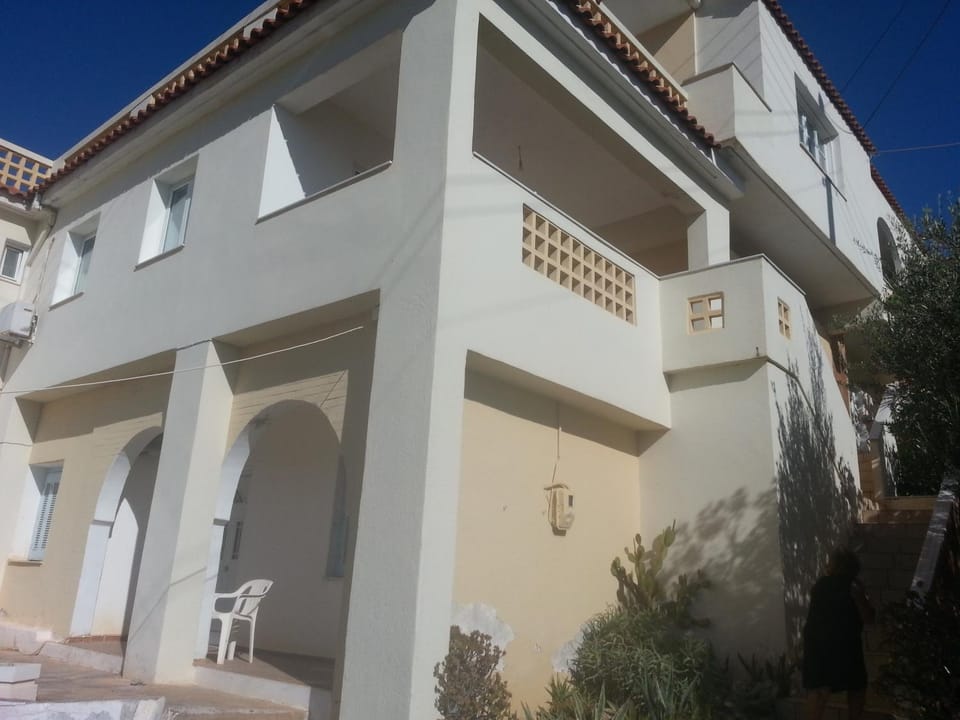 Property building, Garden, Balcony/Terrace, Garden view, Sea view