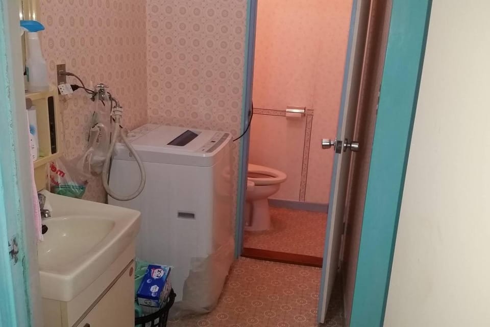 メゾン102号 Mason Guest House Suite 102 Bed and Breakfast in Chiba Prefecture
