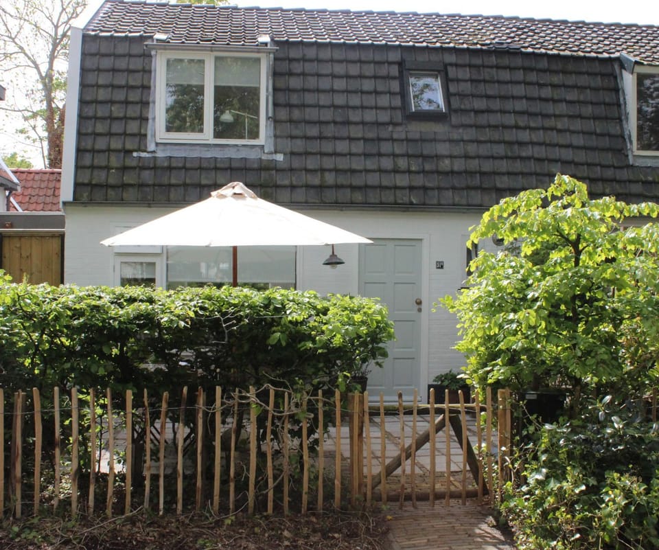 Klein Oldenburg House in Bergen