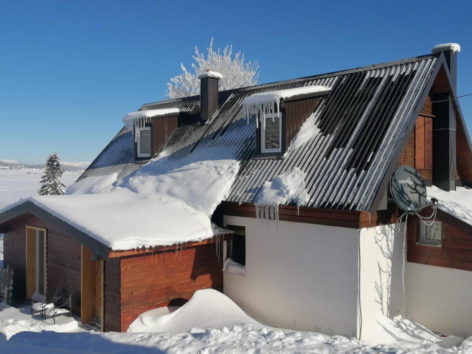 Mountain village Apartment in Montenegro