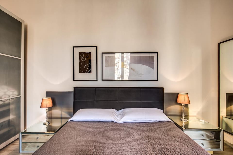 Lovely apartment with balcony in Campo de' Fiori Apartment in Rome