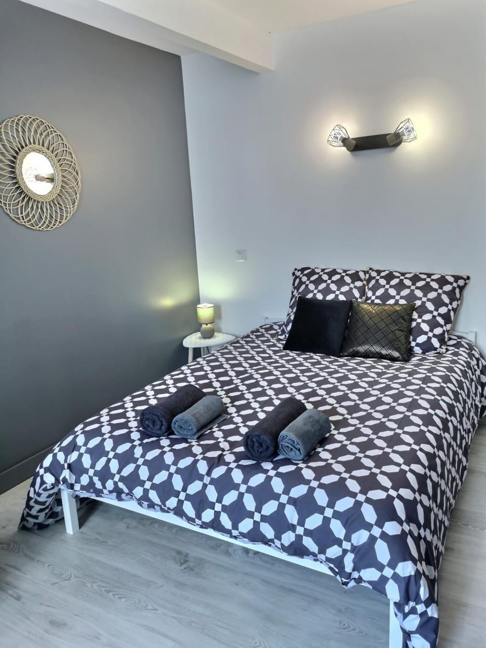 Bed, Bedroom