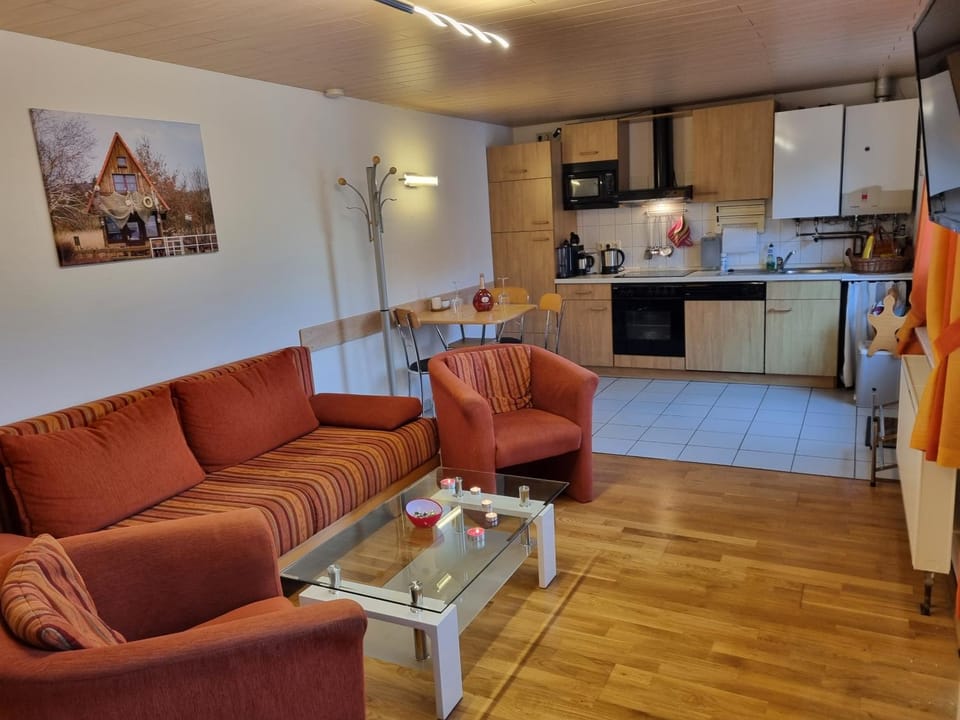 Living room, Dining area, kitchen