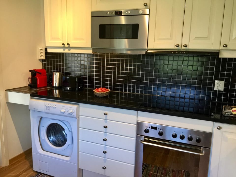 Kitchen or kitchenette, minibar, pet friendly, toaster