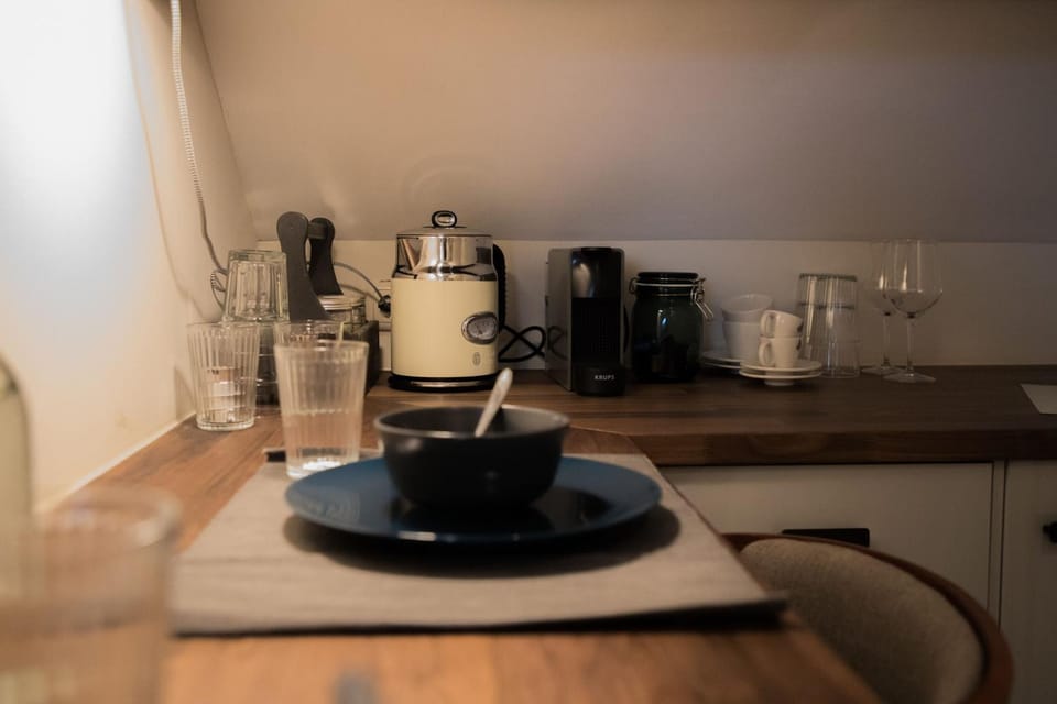 Coffee/tea facilities, Kitchen or kitchenette