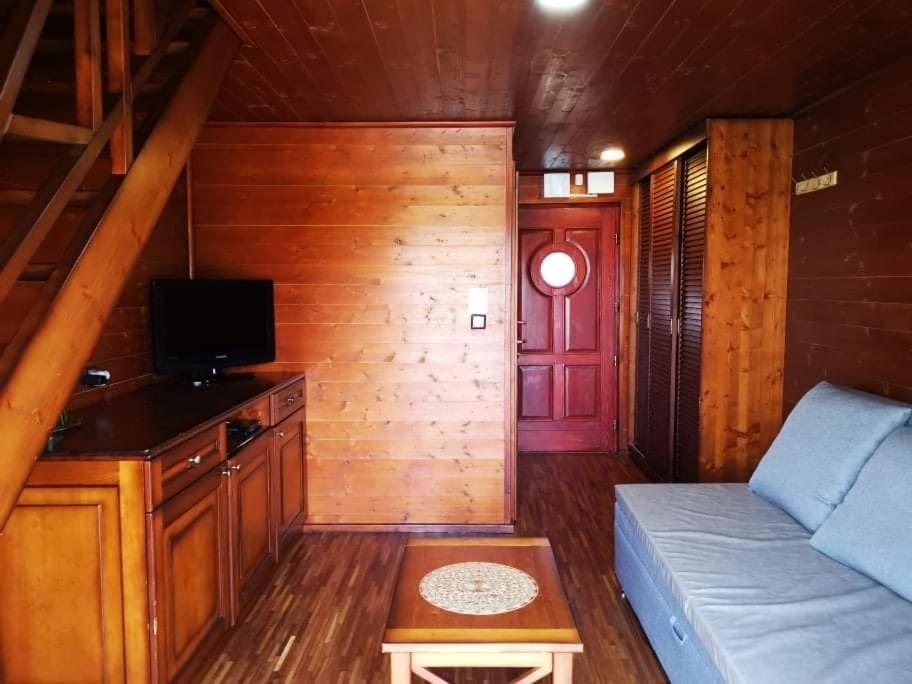 Senec vilka na jazere Apartment in Bratislava Region, Slovakia