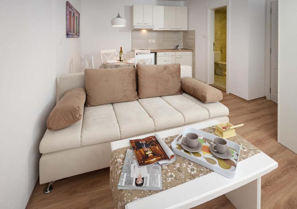 Luce Apartment in Budva