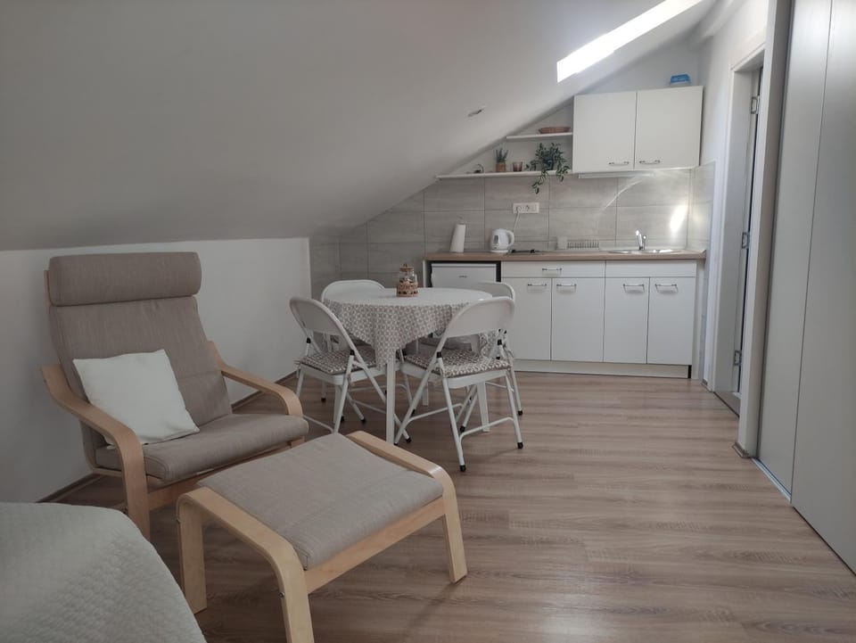 Luce Apartment in Budva