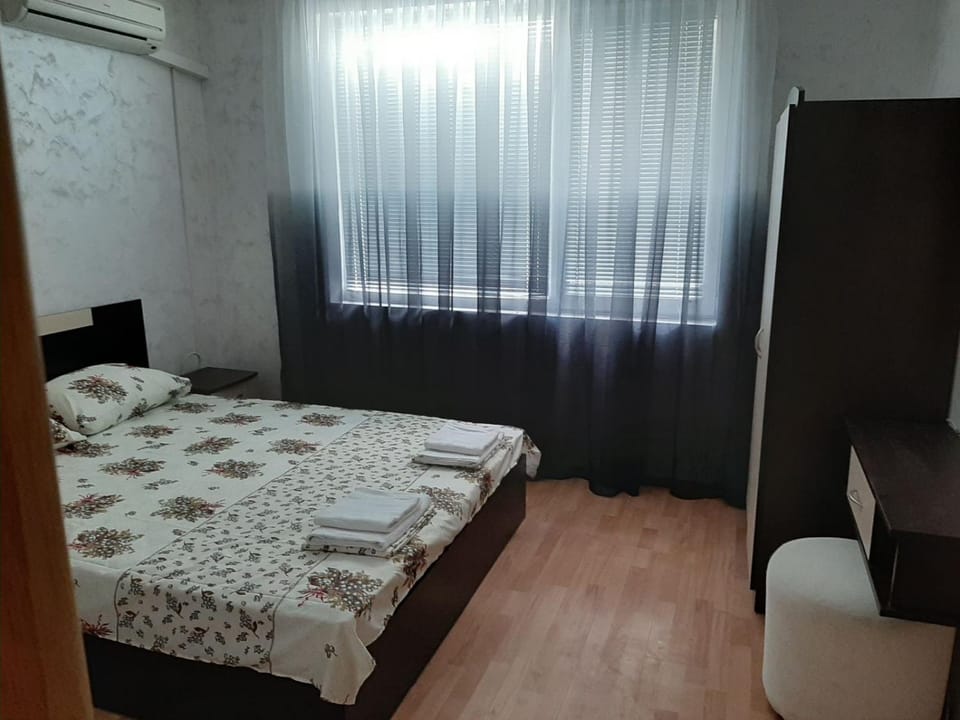 Azuro Aparthotel Sunny Beach Apartment in Sunny Beach