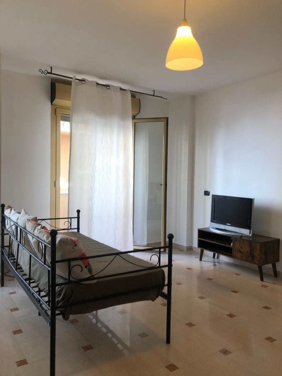 Rue Ragusa #2A HOWME Apartment in Bari