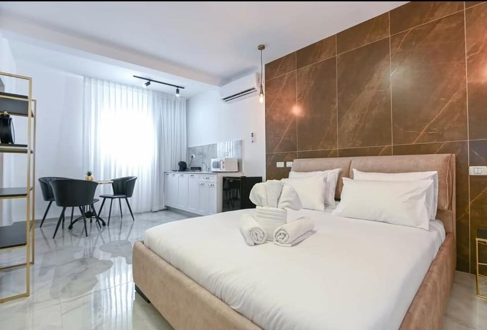 Lake Mansion Boutique Apartments Bed and Breakfast in Tiberias