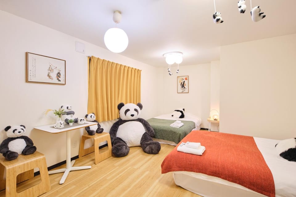 TORA HOTEL Tokyo Ueno 寅ホテル 上野 A Bed and Breakfast in Chiba Prefecture