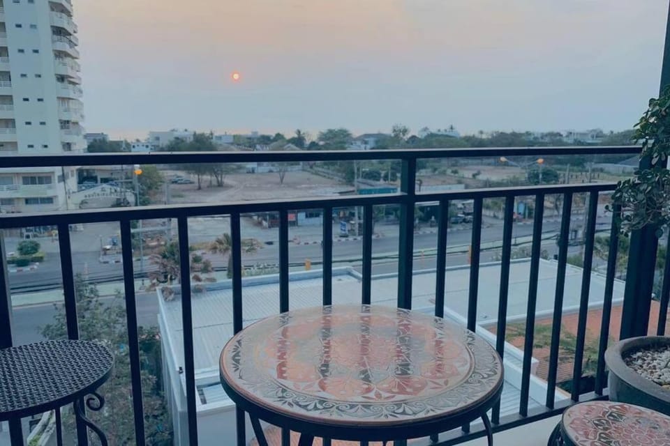 Patio, Day, View (from property/room), Balcony/Terrace, Dining area