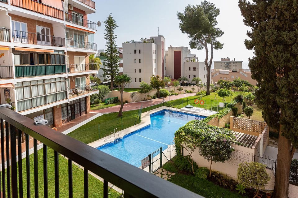 Balcony/Terrace, Pool view, Swimming pool