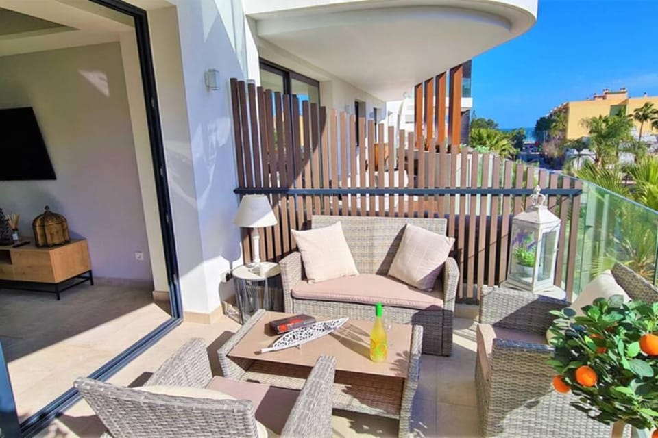 LUJOSO APARTAMENTO NUEVO PLAYA CENTRO Apartment in Estepona