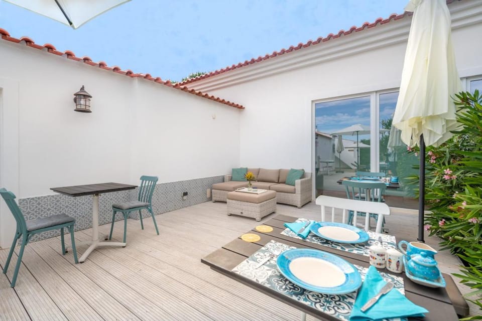 Property building, Patio, Day, Seating area, Internal: Not applicable to any particular room