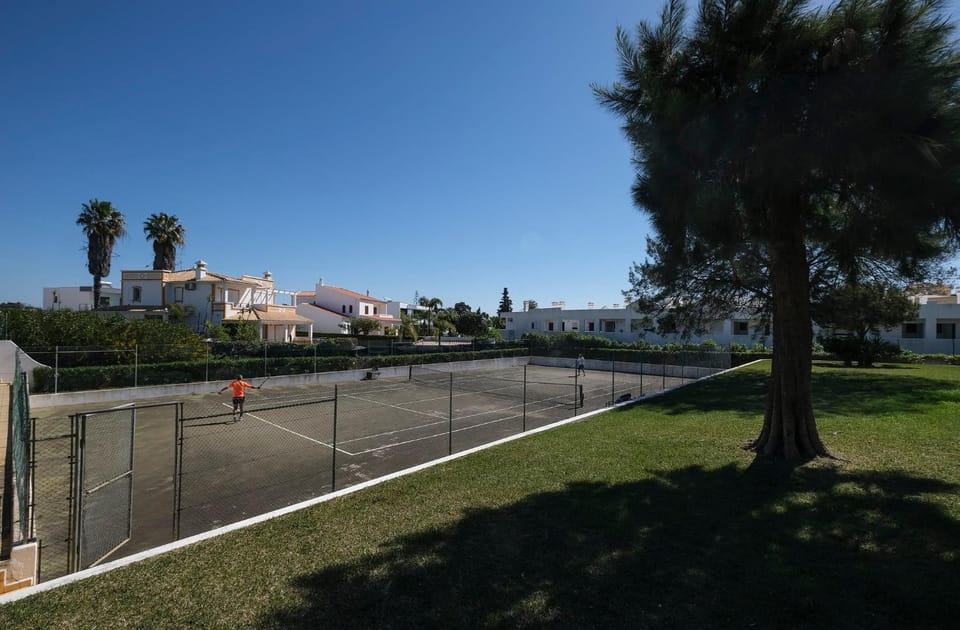 Tennis court