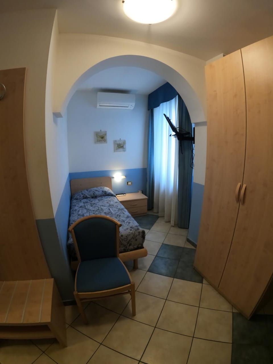 Bed, Bedroom, wardrobe