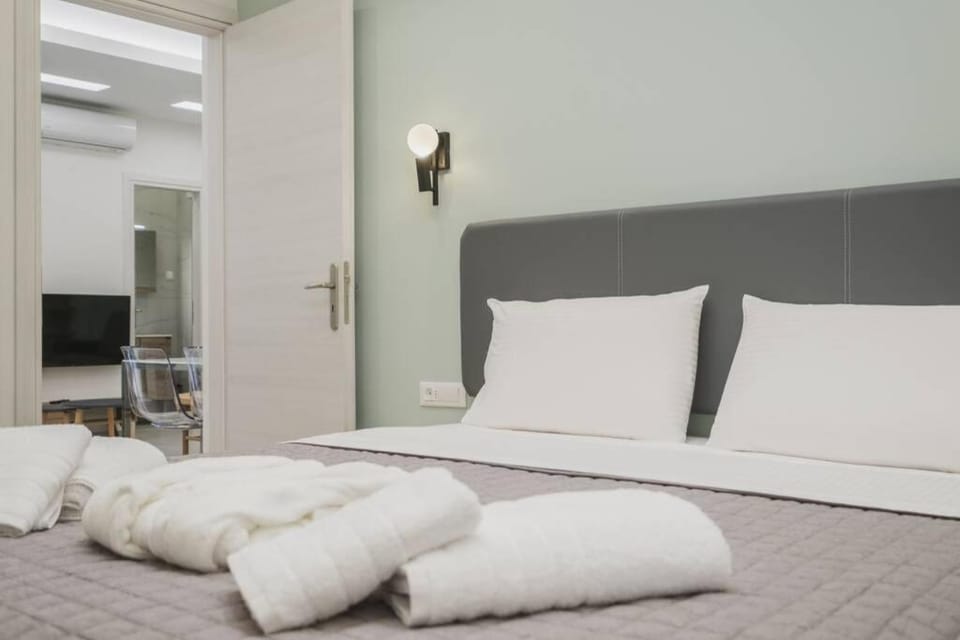 Peris 3 - Central Apt near Old Town - AC, Wifi Apartment in Chania