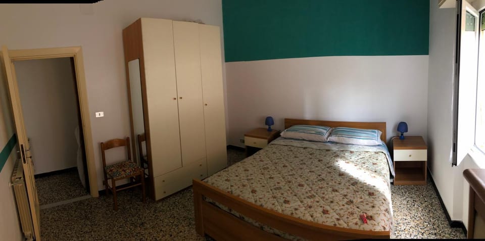 Appartamento in pieno centro a 100m dal mare Apartment in Spotorno