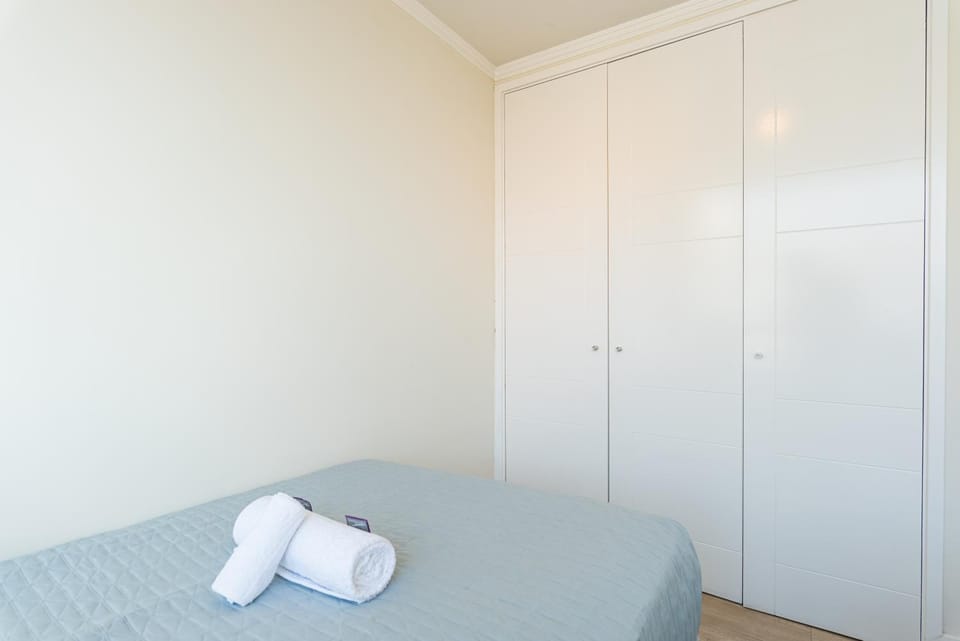 Bedroom, wardrobe