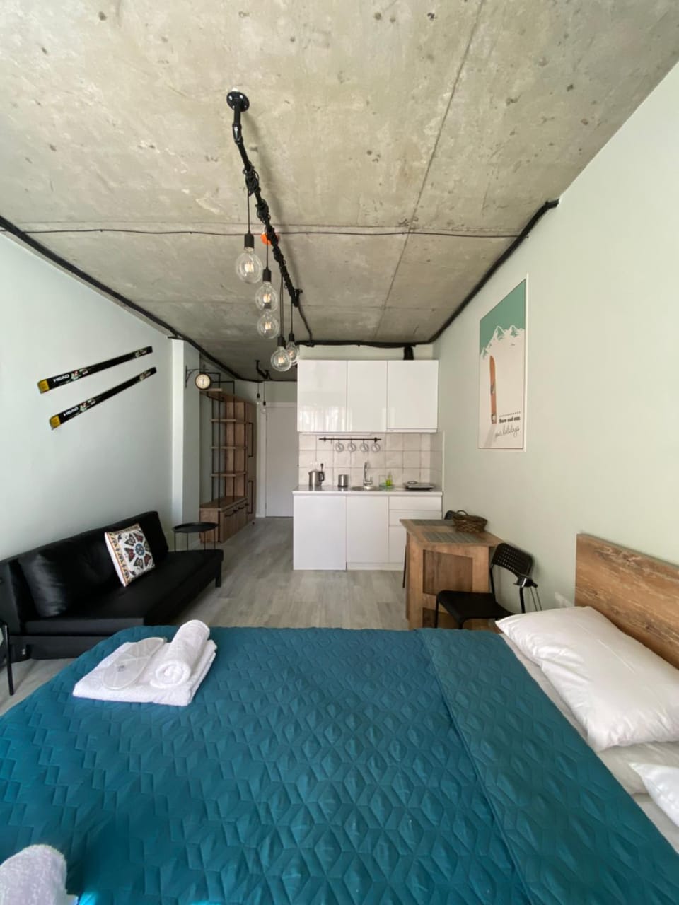 Photo of the whole room