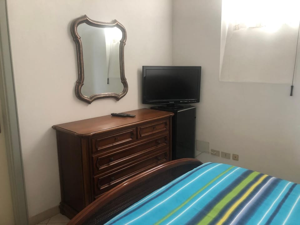 TV and multimedia, Bedroom