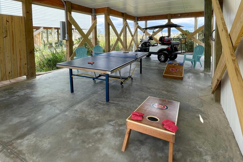 'The Tipsy Flamingo' ~ Incredible Salt Marsh Views House in Atlantic Beach