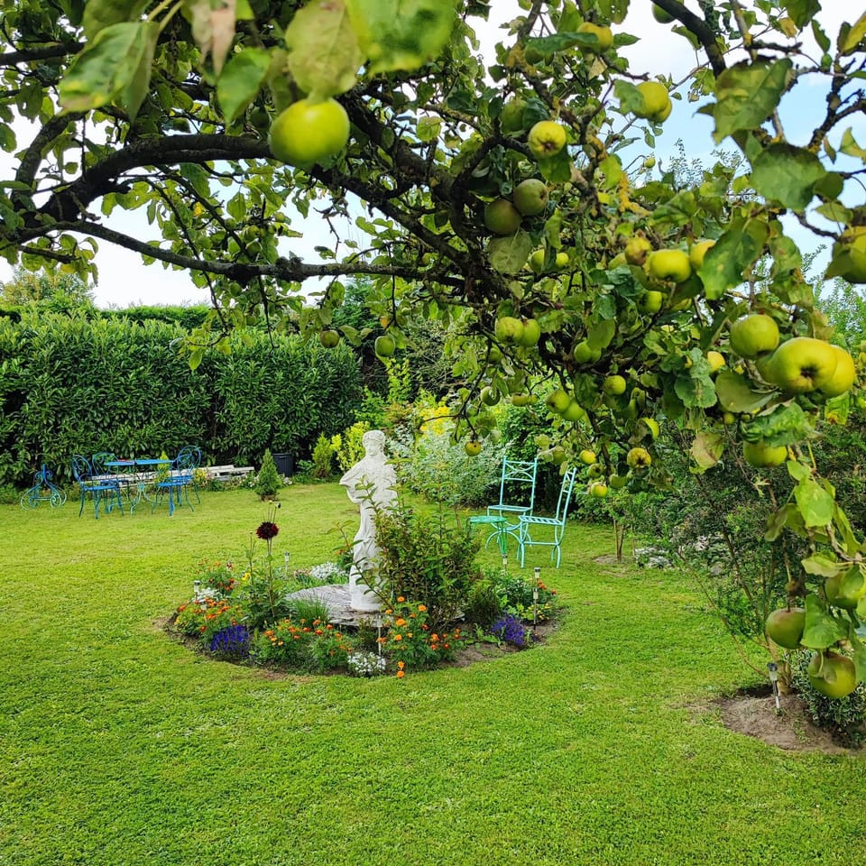 Le Vieux Logis Bed and Breakfast in Hauts-de-France