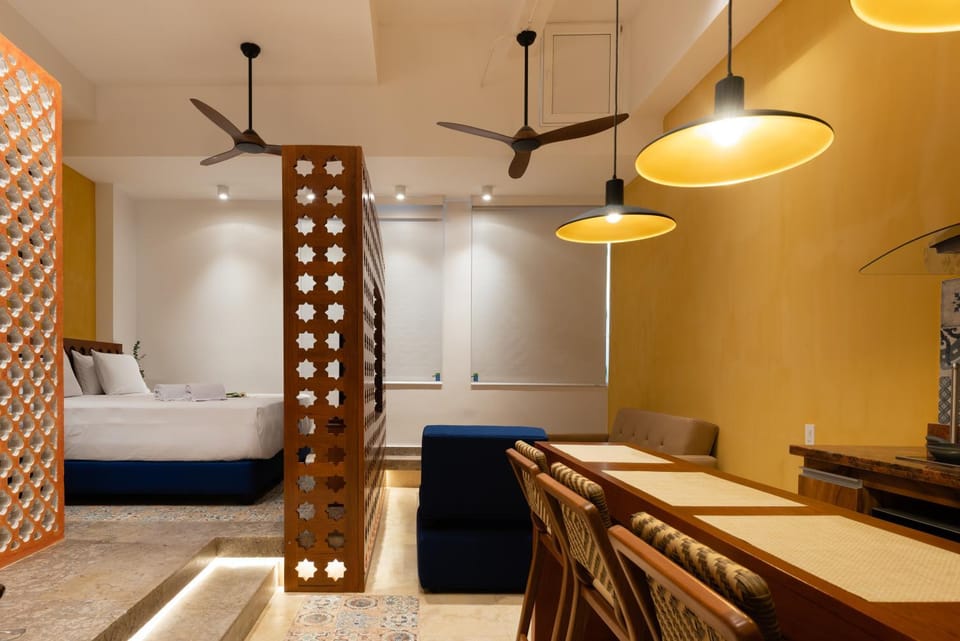 Kitchen or kitchenette, Living room, Photo of the whole room, Seating area, Dining area, Bedroom
