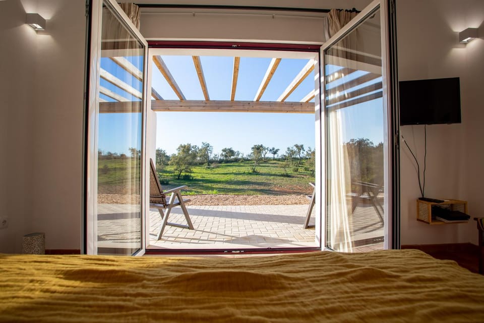 Cerro da Campaniça Farm Stay in Setubal District