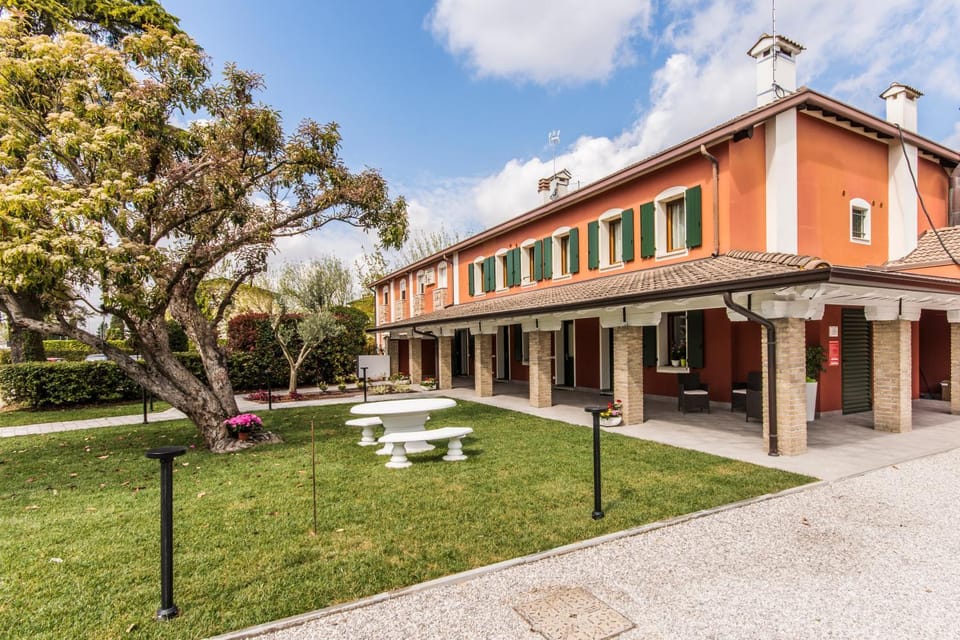 Hotel Residence - Il Giardino del Cigno Apartment hotel in Friuli-Venezia Giulia