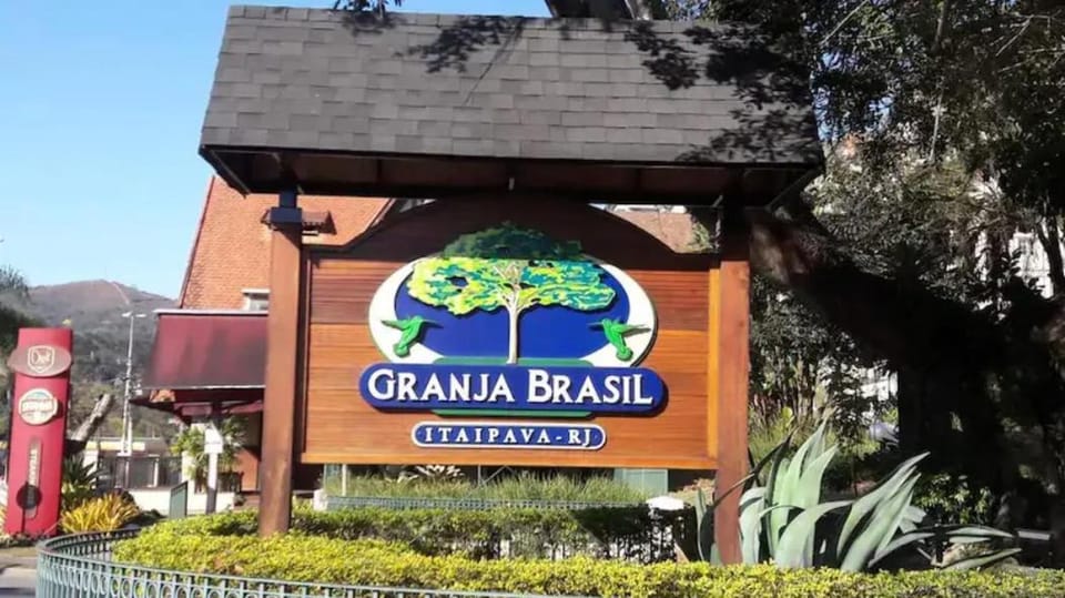Charmoso Flat em Itaipava, 509 Mangabeiras. Resort in State of Rio de Janeiro