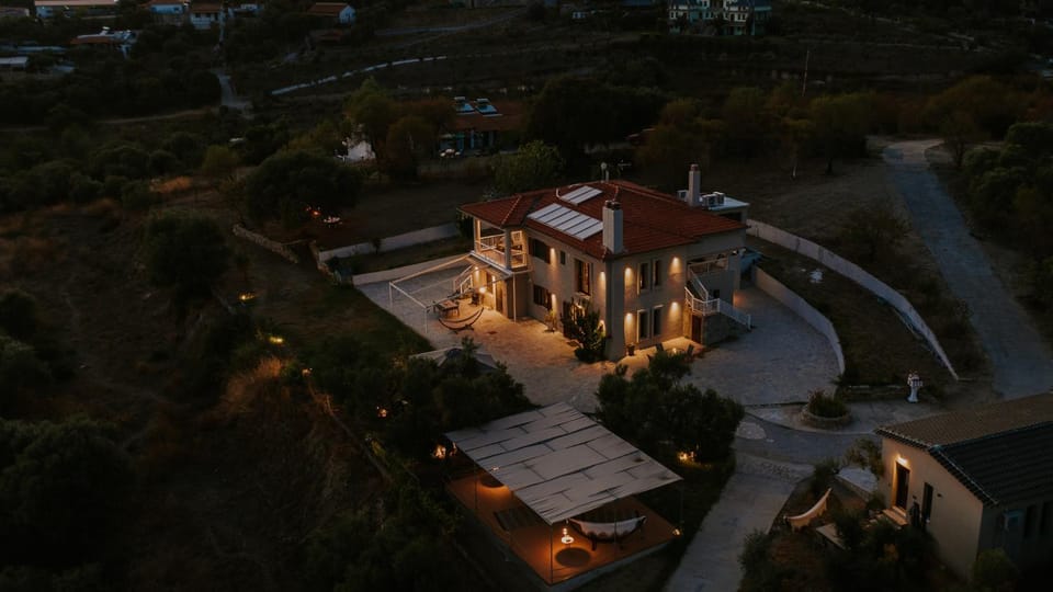 Property building, Bird's eye view