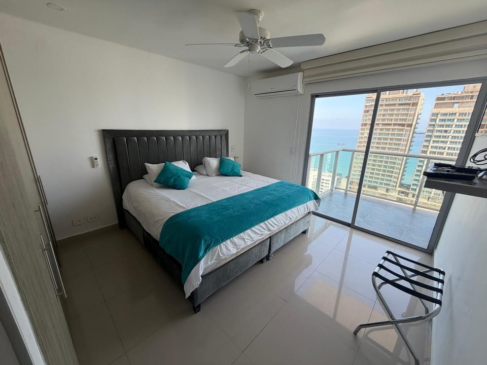 Bed, Balcony/Terrace, City view, Sea view, wedding, air conditioner