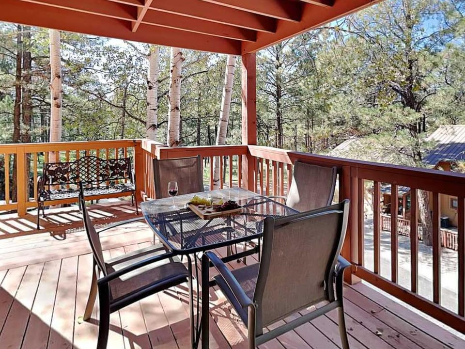 Patio, Natural landscape, Garden, Seating area