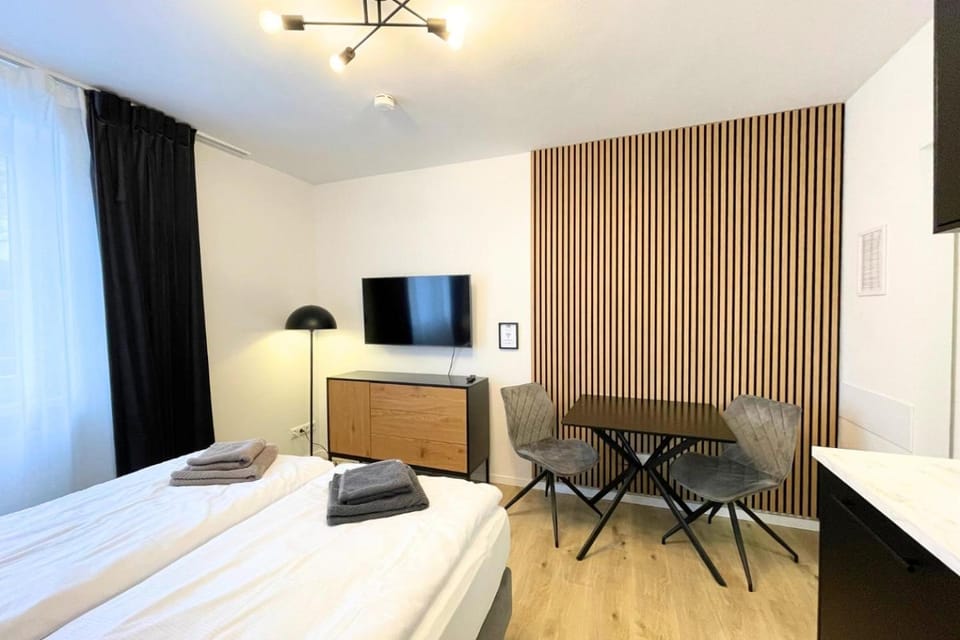 TV and multimedia, Photo of the whole room, Seating area